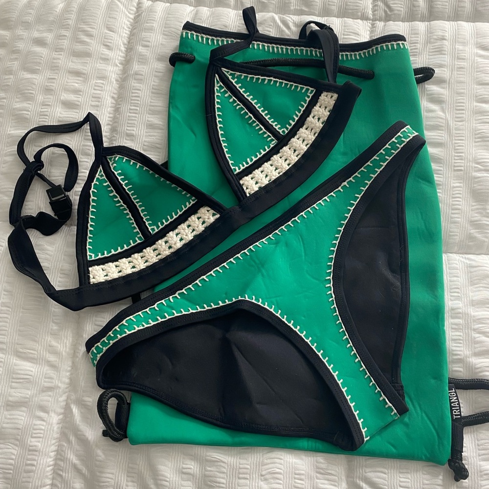 tringl bathing suit set